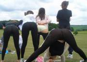 4.5 Girls In Yoga Pants