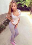 A Pic Of A Hottie In Yogas Doesn't Always Have To Be From The Front Side.