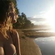 This Normally Very Modest Girl Unexpectedly Used This As Her Fb Profile Picture For ...