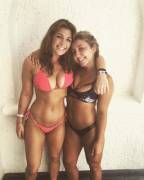 2 Girls 1 Bra Cup (Xpost /R/Candygirl)