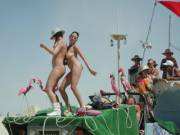 Dancing On The Float