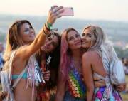 Glasto Basic Girls