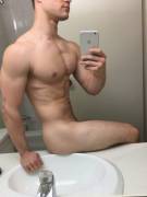 [M24] I Wonder If There Are Other Cameras In This Hotel Room?