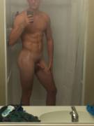 Who Likes Tall Guys? (6'5&Amp;Quot; 210 Lbs)