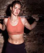 Netherland´s Anouk Hoogendijk Is One Of The Few Soccer Players, Who Can Easily Compete ...