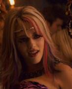 Kat Dennings Dancing