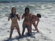 Flashing In The Surging Water (X-Post R/Flashingporn)