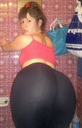 Amateur Latin Girl's Buttfie