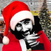 I Don't Think So Bella Hadid Meant To Show That Lip On The Far Side.