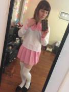 Pink (๑╹Ω╹๑ )