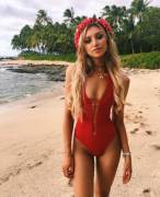 Hotness On The Beach (X-Post Redlingerie)