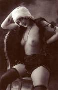 Vintage Nude 265. 1910S