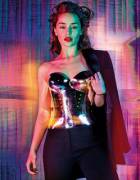 Emilia Clarke... It Is Shiny