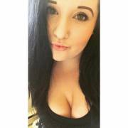 [Request] Any Bbw Pornstars That Look Like This Girl?