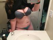 Figured I'd Take Some Pictures For Y'all :P