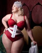 Plus Size Nicole Simone, Awesome Figure! [X-Post /R/Redlingerie]