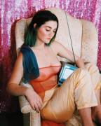 [Ig] Artsy Girl And Her Friends Seem To Give Few Fucks For Ig's Nipple Policies.