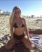 [Ig] Blonde With Nice Jugs (Album In Comments)