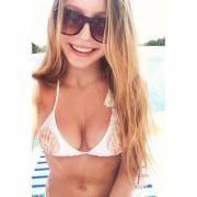 [Ig] Another Hot Canadian Chick (Album)