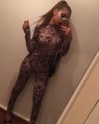 [Ig] Can You Approach Her ?