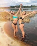 [Ig] Yeah, She Was A Cheerleader In High School.