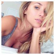 19F - Snapchat Me! - Sc:britneylikes69