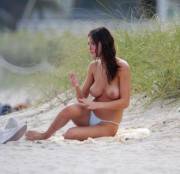 Alejandra Guilmant (X-Post /R/Celebritycandids)