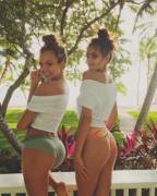 Josephine Skriver &Amp;Amp;Amp; Taylor Hill ;)