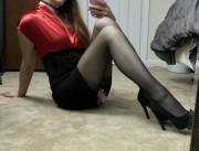 Little Office Girl Has A Secret ;)