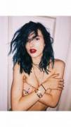 Bella Thorne Braless Pics