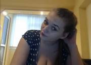 Julia Getting Off On Cam