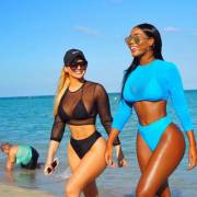 Andrea Gaviria With Monifa Jansen On The Beach In Miami, 02/25/2017.