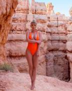 Sara's Patreon: A Review And Why I Finally Quit (In Comments)