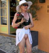 Whatcha Got There? Ohhh!