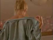 Jaime Pressly Dropping Her Towel [Gif]