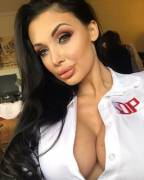 Aletta On Set (Xpost From R/Alettaocean)