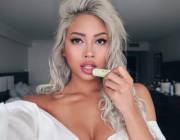 Amy Pham Getting Ready