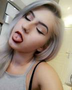 Do I Belong Here, Rather Than Makeupfetish?