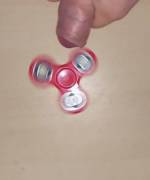 [Proof] Cum On A Spinning Fidget Spinner