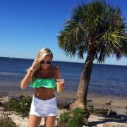 Happy Babe In Paradise