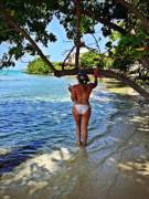 Thick Babe In Paradise