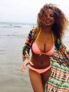 &Amp;Quot;I Told You Not To Take Photo's Of Me, Give Me That&Amp;Quot;