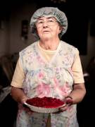 Smokin' Hot Italian Goddess Flaunts Her Warm Moist Pie