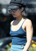 Vanessa Hudgens Has New Hardware?!