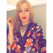 (T) Blank Stare, Empty Headed Dolly