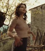 Valetina Cervi - Miracle At St. Anna [Gif, Outdoors, Brunette, Olive Skin]