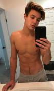 Cameron Dallas - American Model &Amp;Amp;Amp; Vlogger