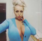 Chav Bimbo Bambi Blacks