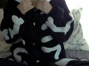 Ripping Off Her Jammies (X-Post From /R/Snorl4X)