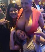 Claudia Marie At The Avn Awards (Xpost From R/Pornstarfashion)